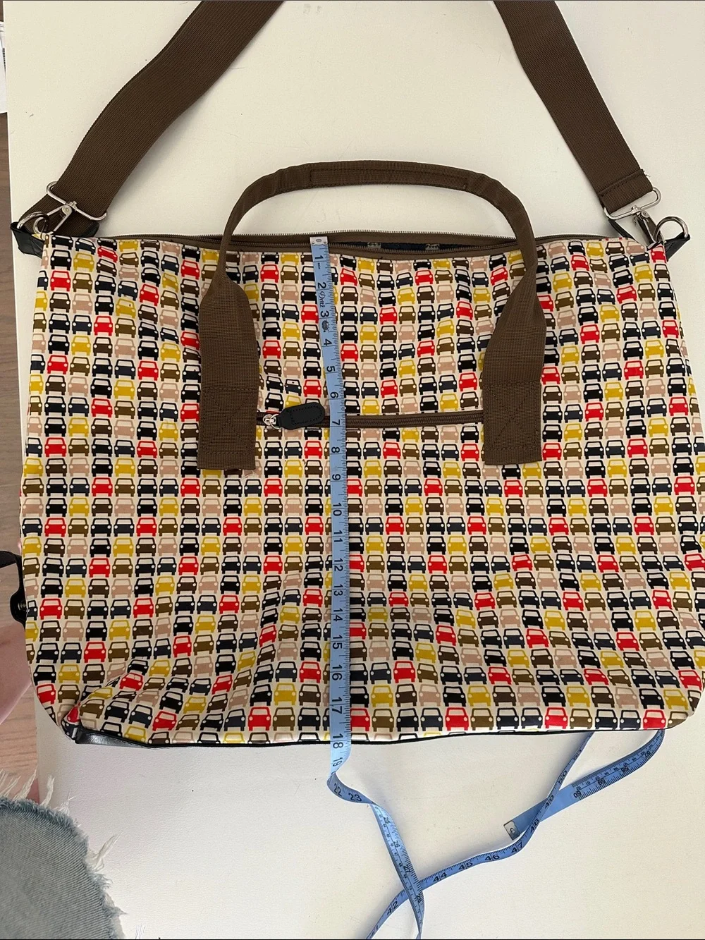 Orla Kiely/Target Retro Cars Weekend Bag with Adjustable Strap - Picture 3 of 4